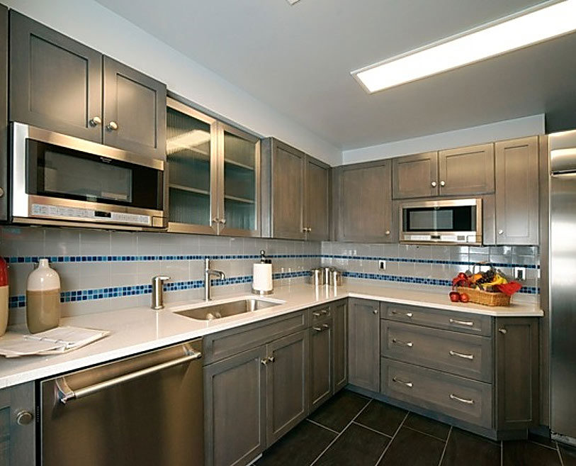 sleek transitional office kitchen built for ideal concepts employees in Allentown Pennsylvania designed by morris black