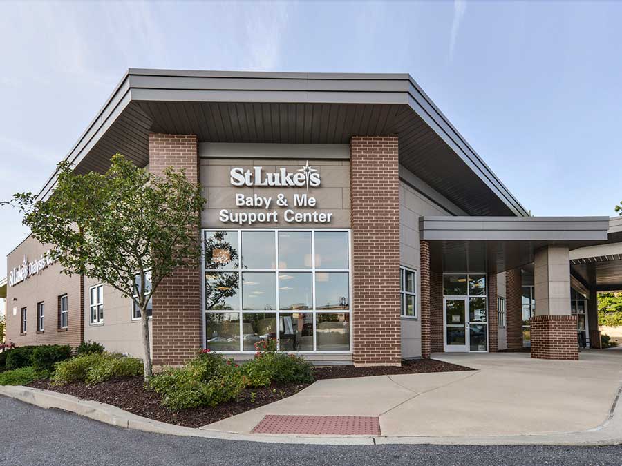 St.Lukes Baby & Me Support Center offers Services and Classes