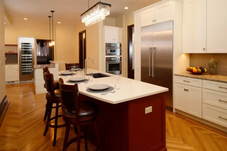Two-Tone-Kitchen-in-Allentown,-PA